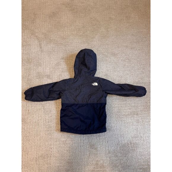 The North Face Waterproof Insulated Jacket with Hood - Toddler 3T - Picture 2 of 4